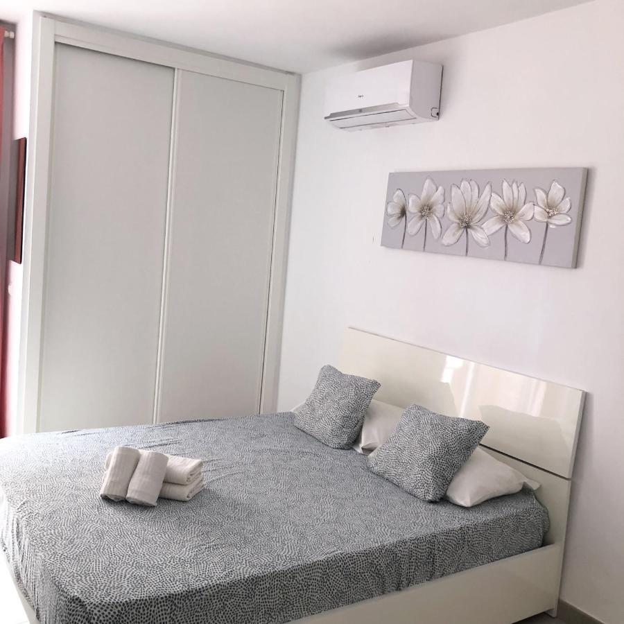 Sunny Suites Jupiter Apartments 베날마데나코스타 외부 사진