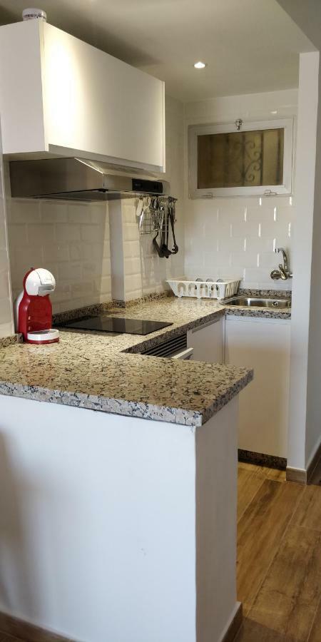 Sunny Suites Jupiter Apartments 베날마데나코스타 외부 사진