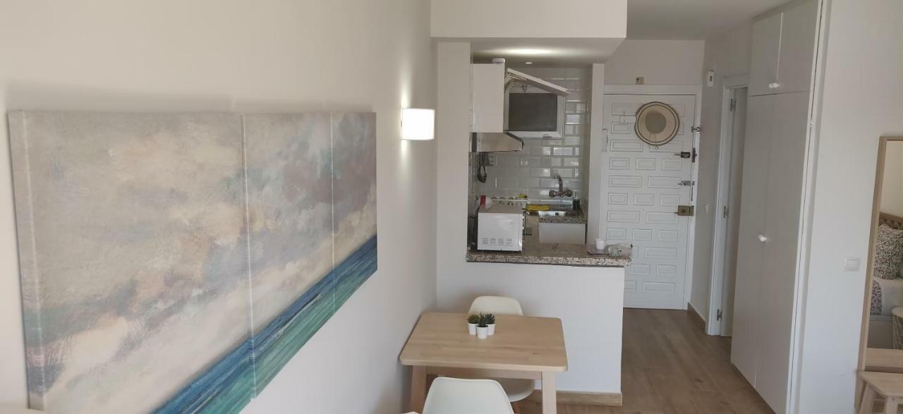 Sunny Suites Jupiter Apartments 베날마데나코스타 외부 사진